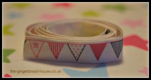 roll of fabric bunting tape