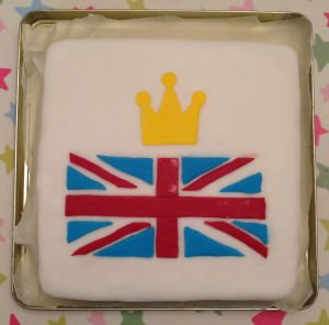 royal baby cake