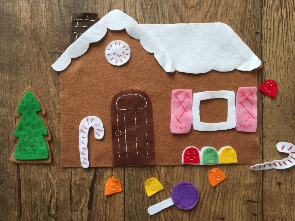 felt gingerbread house - the gingerbread house