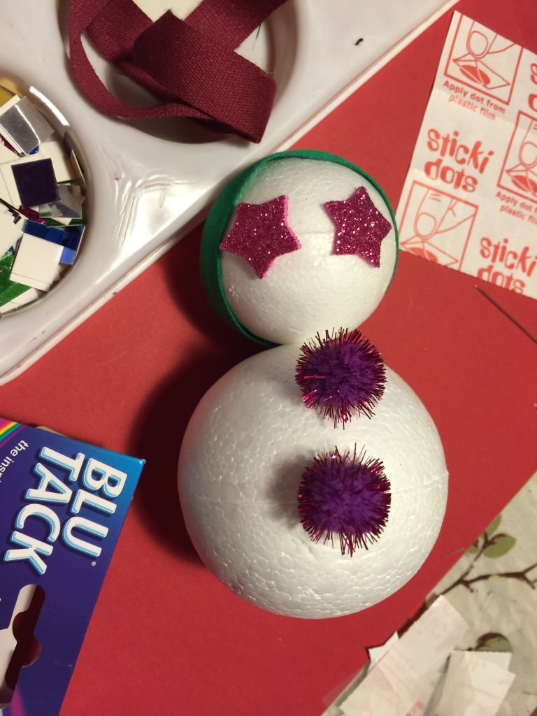 How to make a Styrofoam snowman ornament