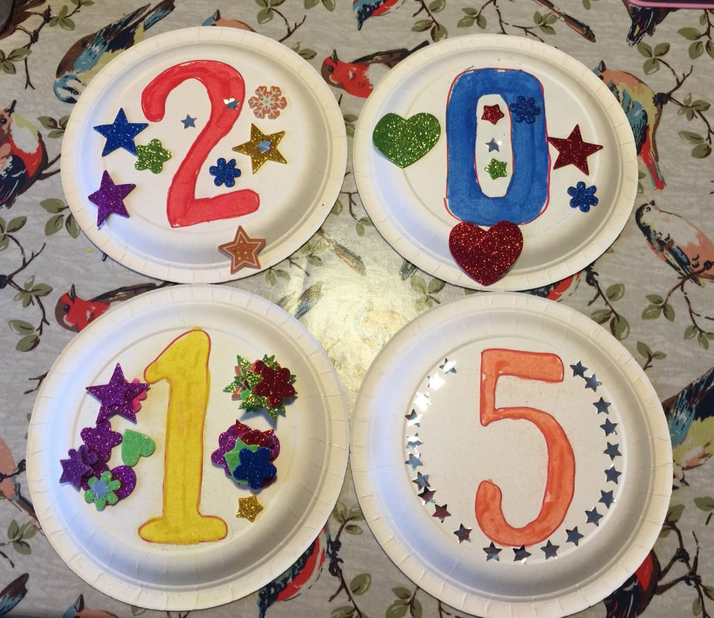 New Year paper plate kids craft