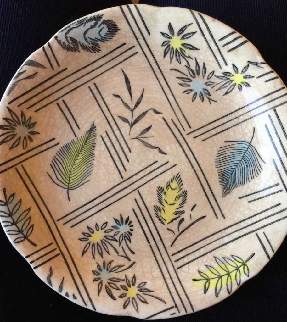 Broadhurst Kathie Winkle "Tyne" plate
