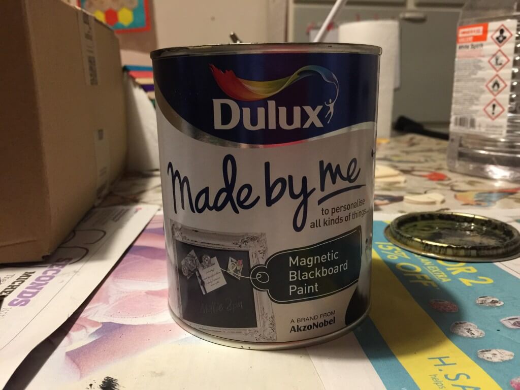 tin of magnetic chalkboard paint