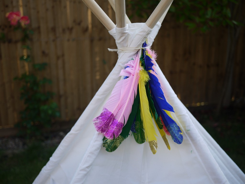 Simple decorating ideas for personalising a teepee