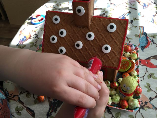 making a Halloween gingerbread house